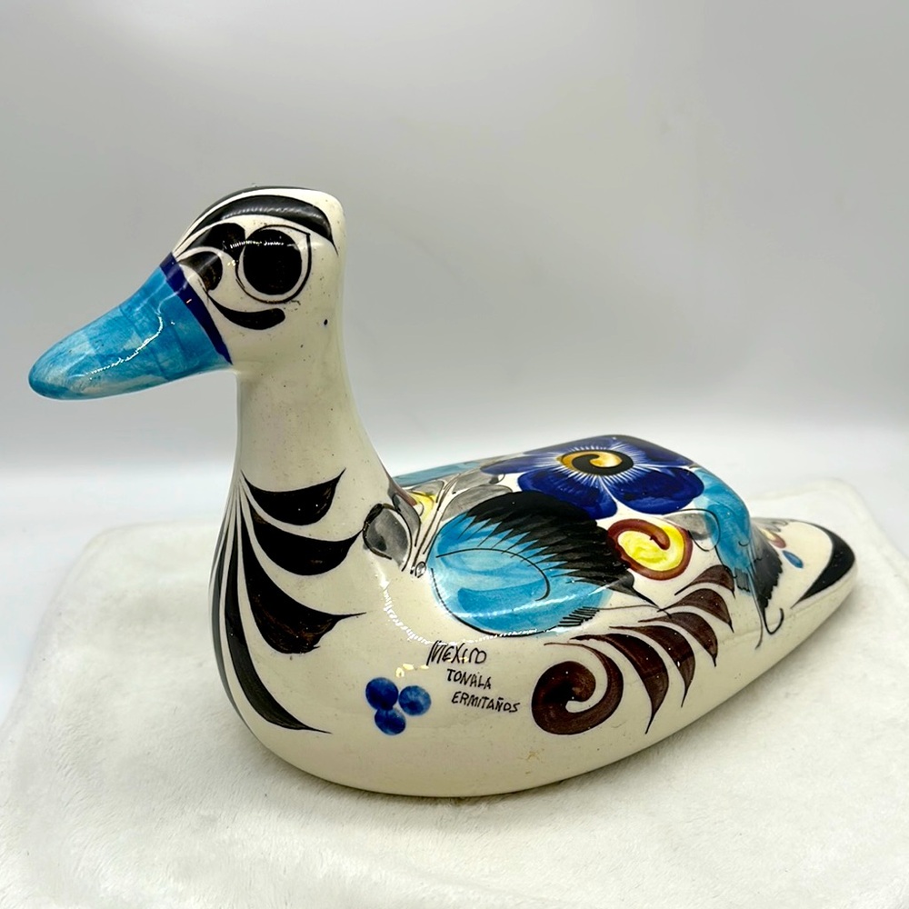 Mexican Folk Art Pottery Large Duck Signed (Mexico Tonala ErmiTanos)